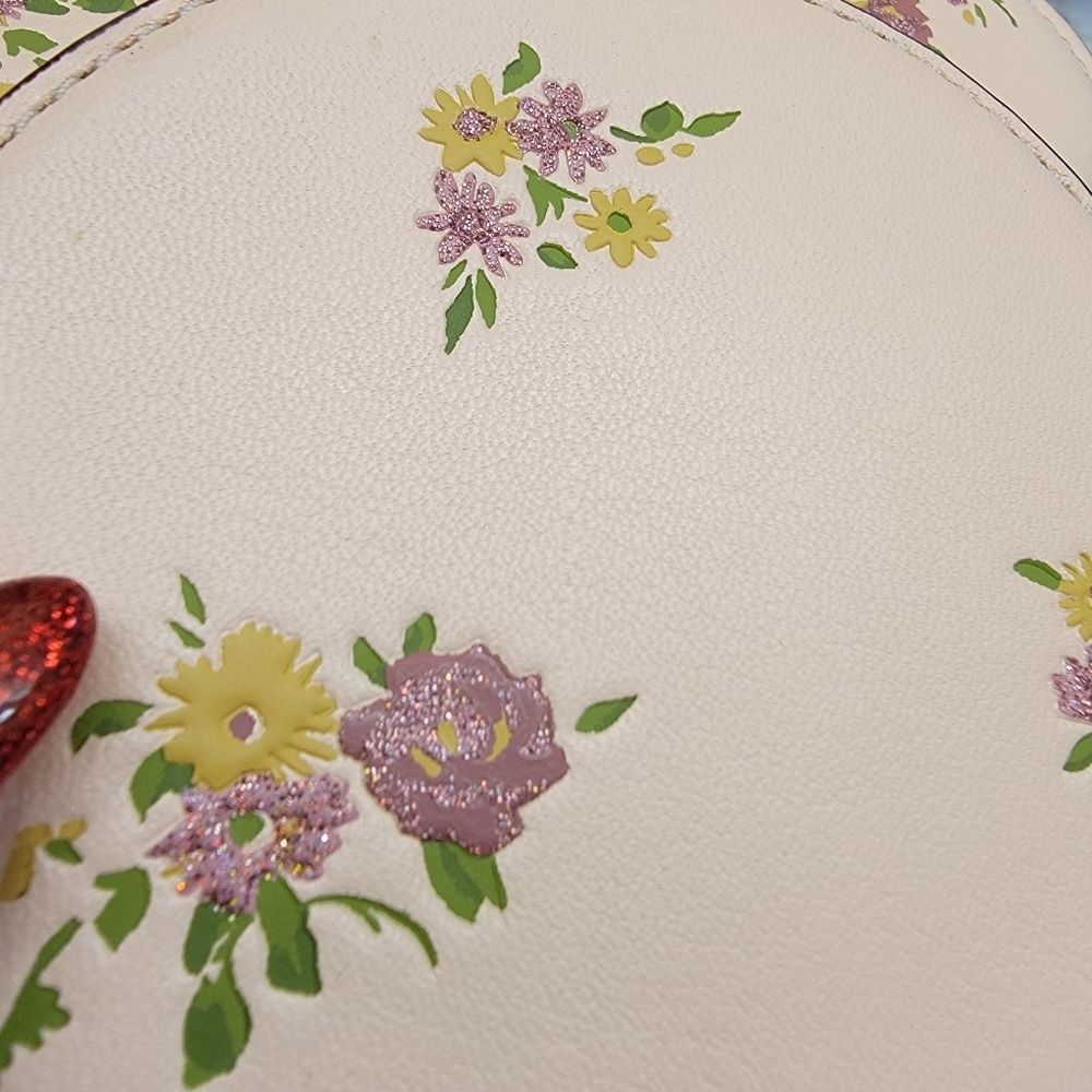 SOLD Limited Edition Disney x Coach Coin Purse - Picture 3 of 5